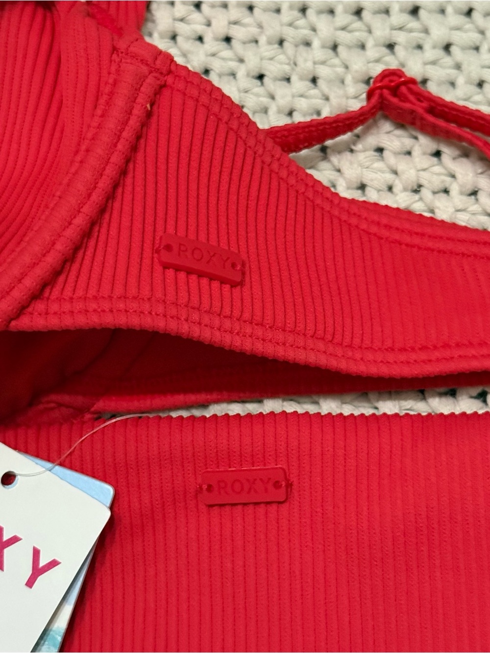 NWT Roxy Love Red Ribbed Bikini Set - Size Small - Picture 4 of 4